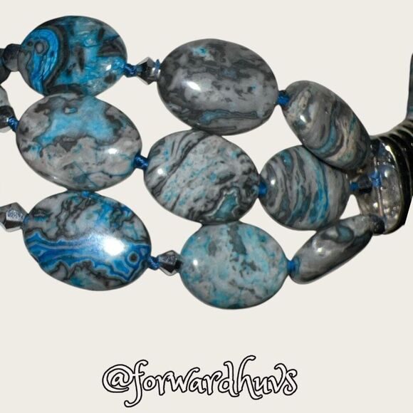 Triple Strand Polished Blue Agate Stone Necklace - Picture 6 of 13
